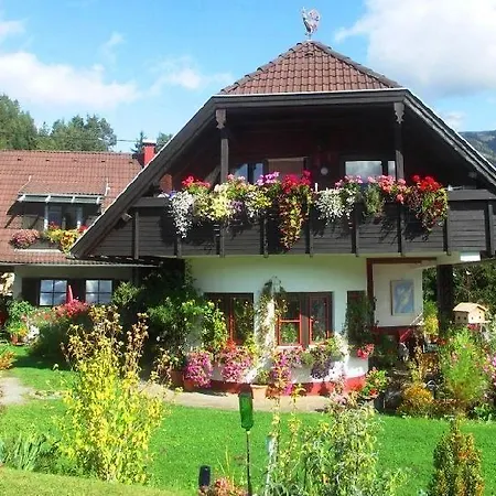 Haus-krista-apartment-roswitha-mit-seeblick *